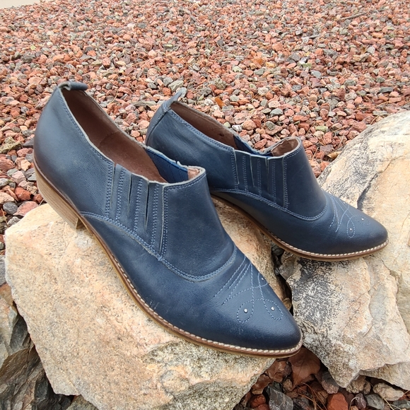 Sixty Seven Anthro Rio Grande Blue Leather Ankle Booties 39 8.5 9 Western Boots - Picture 7 of 15